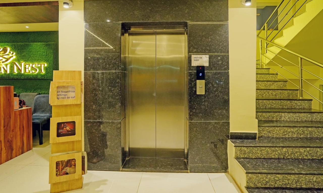 Hotel Treebo Golden Nest Bhubaneswar Esterno foto